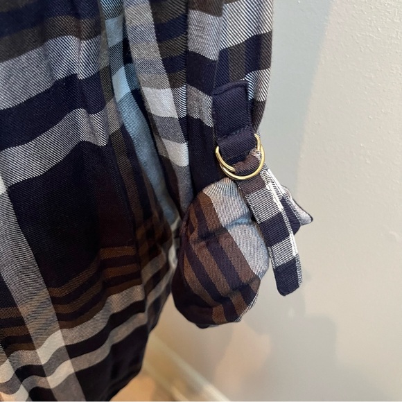 Dynamite Women’s Plaid Shirt Size Large Navy, Brown, Black & White Rayon - Picture 7 of 11